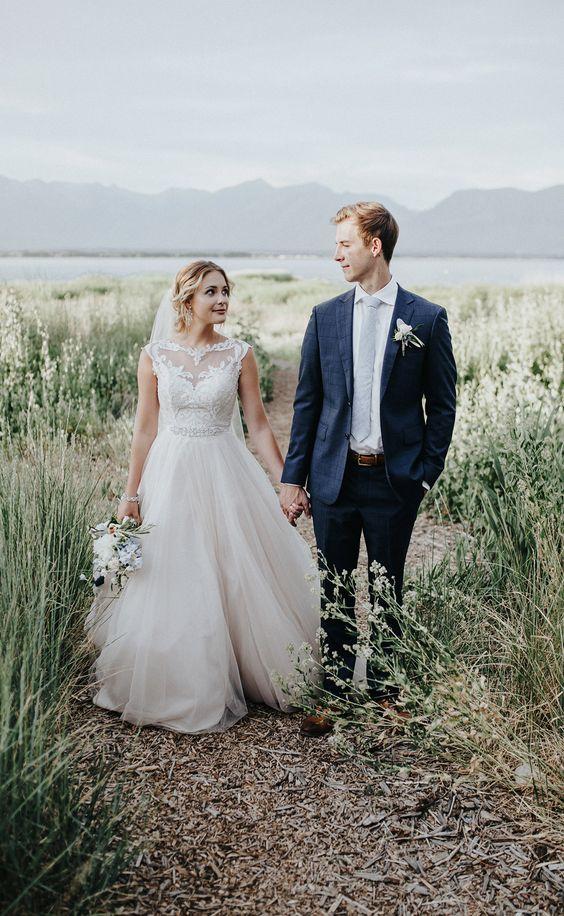 Illusion Neckline Lace Bride Dress with Tulle Skirt