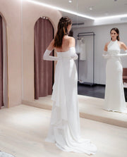 elegant-column-wedding-dress-halter-neckline-3