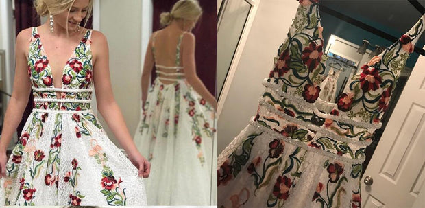 2020 Colorful Embroidery Lace Wedding Gown Floor-Length