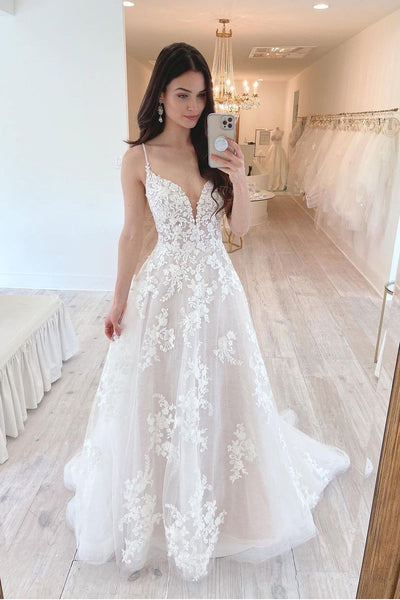 appliques-lace-bride-dress-with-beaded-straps