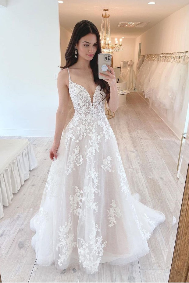 appliques-lace-bride-dress-with-beaded-straps