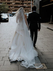 Appliques Lace Corset A-line Bridal Dress Tulle Skirt