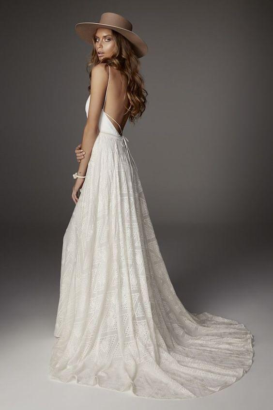 backless-boho-lace-wedding-dress-with-v-neckline-2