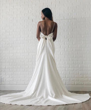 backless-satin-bride-wedding-gown-with-plunging-neck-1