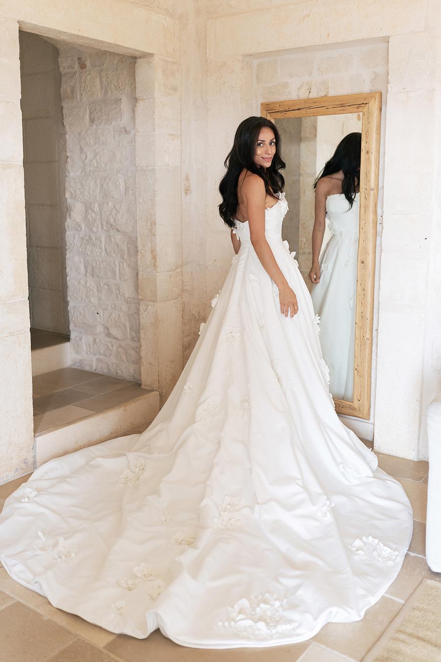 backless-satin-flowers-strapless-wedding-dresses-2021-1