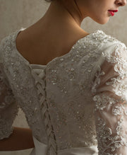 bead-lace-elbow-sleeves-wedding-dress-with-layers-organza-skirt-3