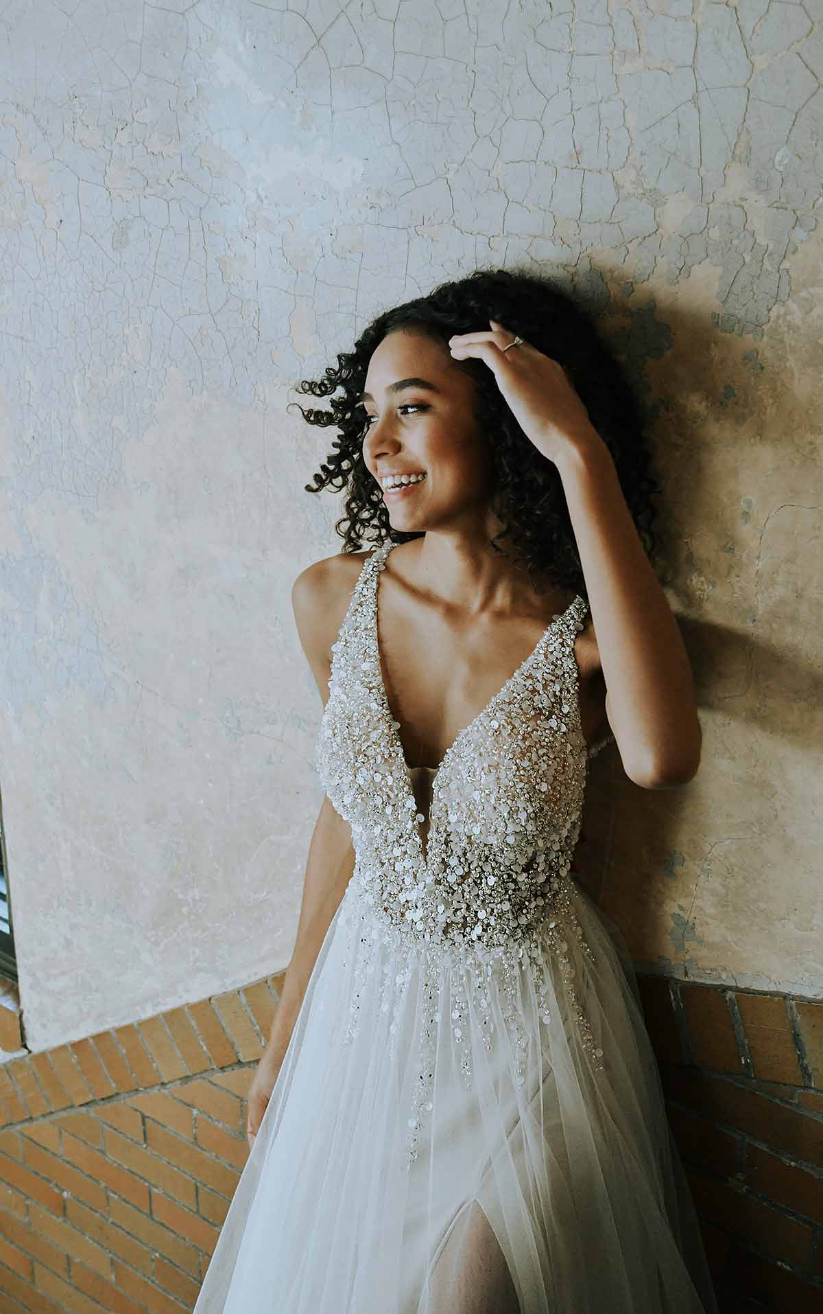 bead-sequin-bodice-tulle-bride-dresses-with-slit-2