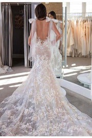 beautiful-lace-mermaid-bride-dresses-with-flowers-details-1