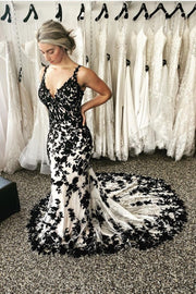 black-lace-appliques-wedding-gown-v-neckline-1