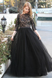 black-tulle-lace-evening-gown-with-three-quarter-sleeves