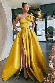 Bow One-shoulder Yellow Prom Gowns with Leg Slit