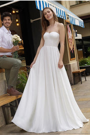 bride-summer-wedding-dress-with-open-back