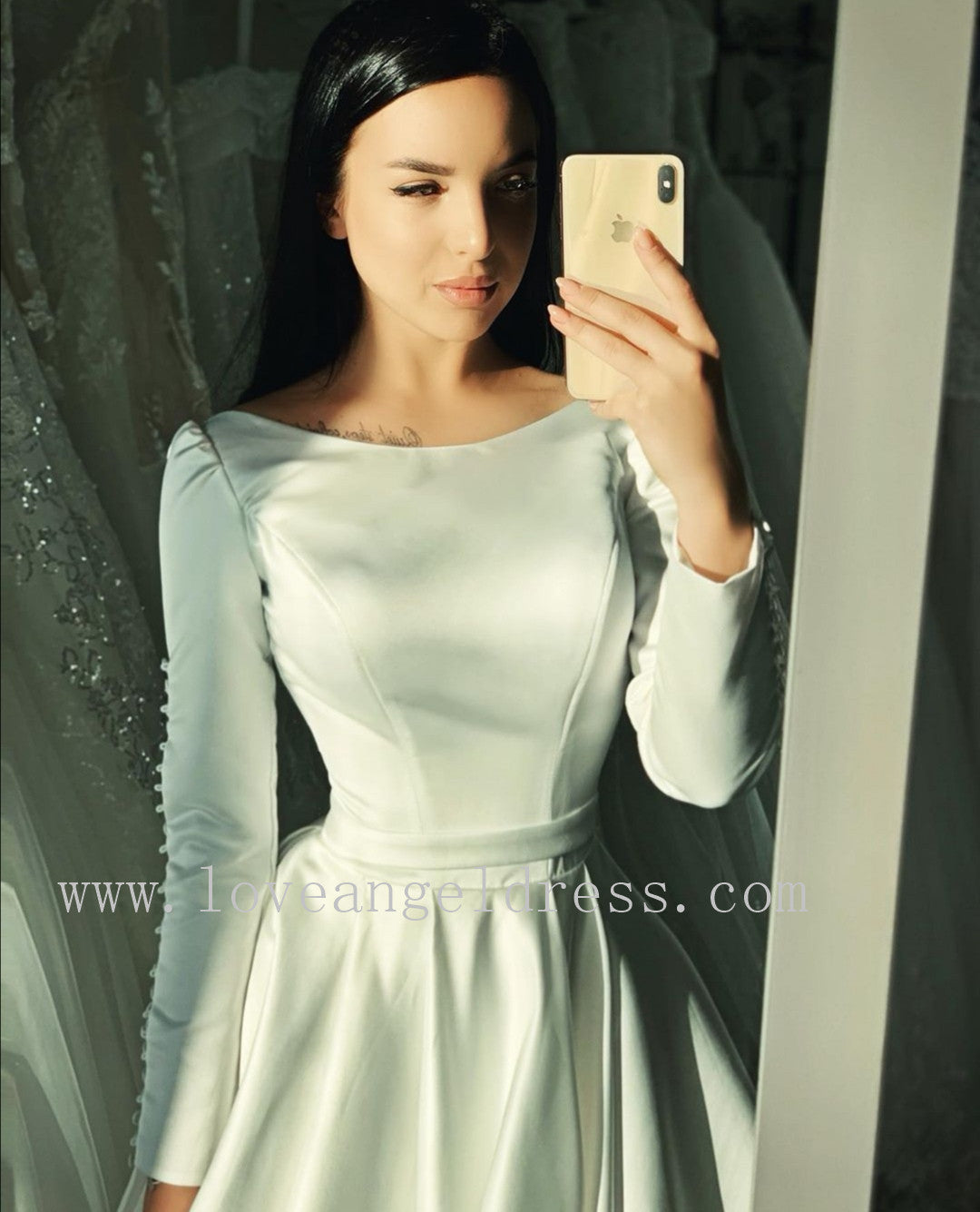 buttons-sleeve-satin-modest-wedding-gowns-with-boat-neck-2