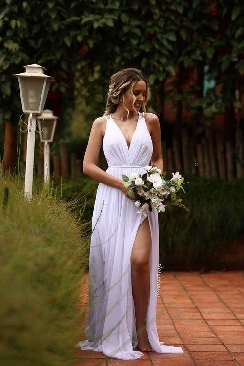 casual-beach-chiffon-wedding-dresses-with-side-slit