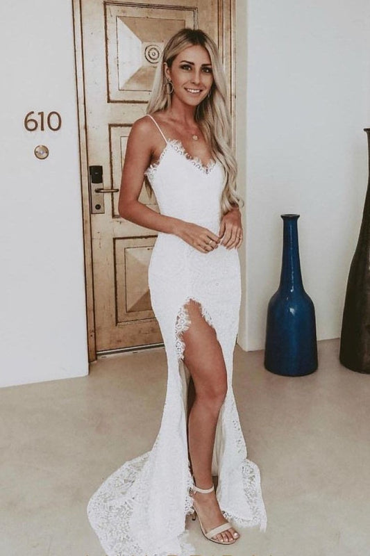 casual-summer-lace-wedding-dress-with-side-split