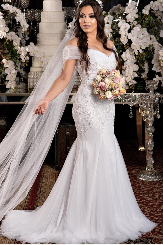 classic-bridal-wedding-dress-with-beads-pearls-bodice