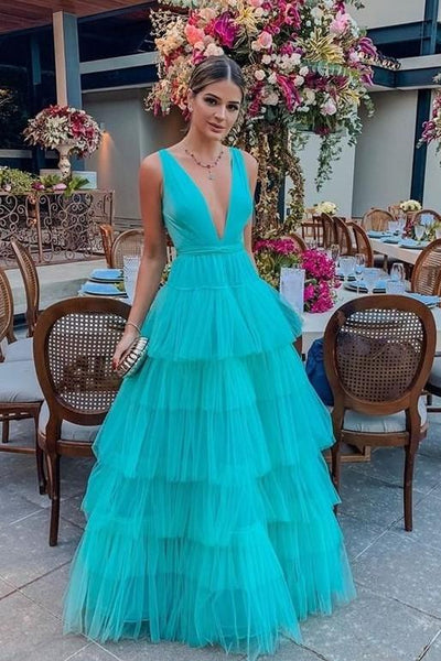 deep-v-neckline-tulle-prom-dress-tiered-skirt-long-party-gowns