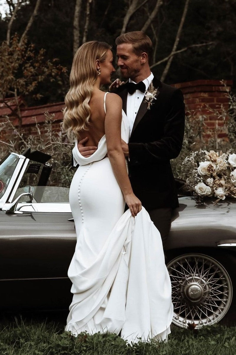 drapped-backless-wedding-gown-with-v-neckline-2