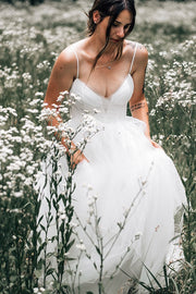 enchanting-ruching-tulle-outdoor-wedding-dress-2021