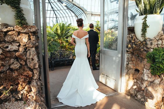 Simple Satin Trumpet Wedding Gown with Off-the-shoulder