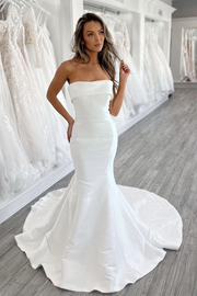 fold-strapless-fit-flare-bridal-dress-for-2023-wedding
