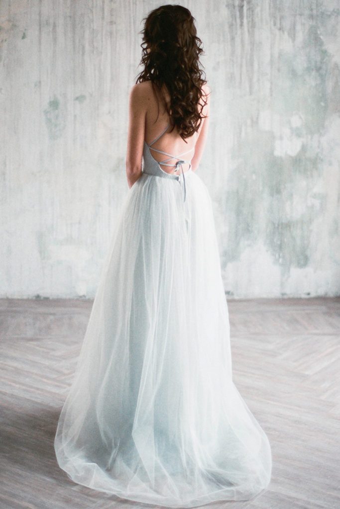gray-blue-chantilly-lace-wedding-dresses-tulle-skirt-2