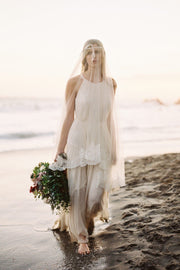 halter-strap-casual-wedding-dress-for-beach-2