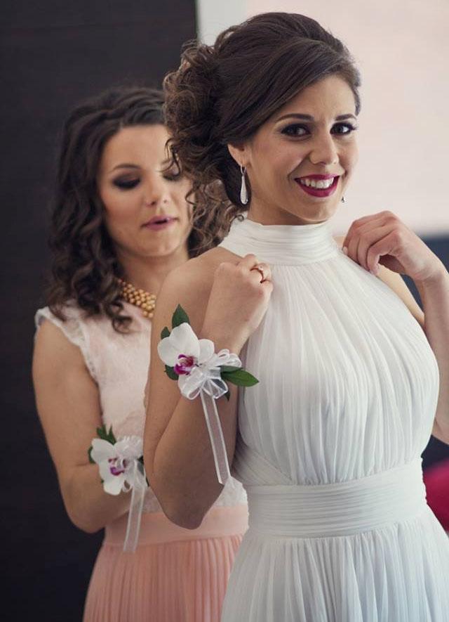 high-collar-chiffon-white-boho-wedding-gown-with-ruching-bodice-2