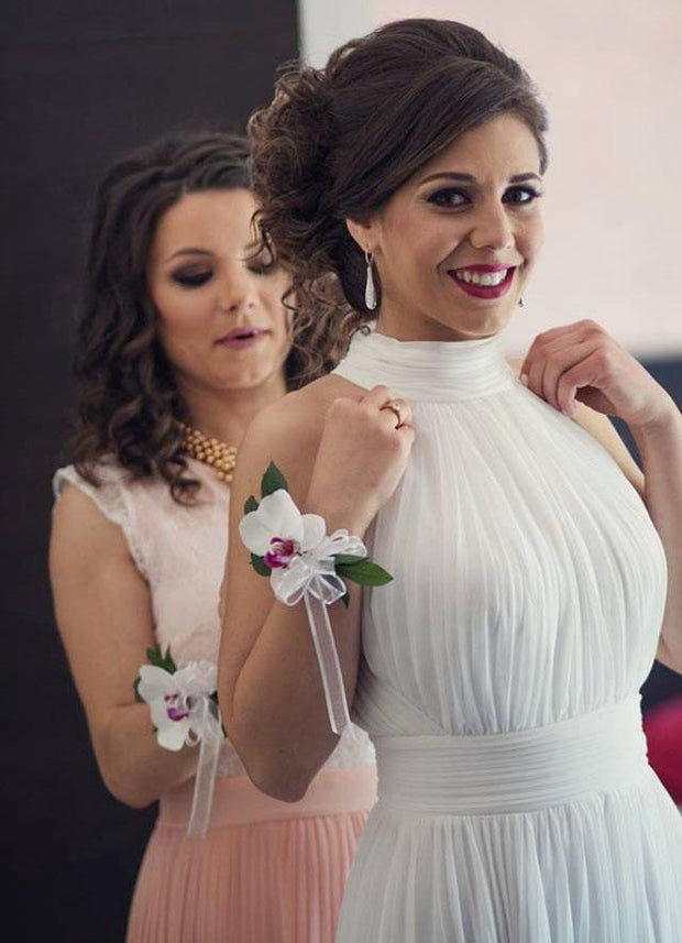 high-collar-chiffon-white-boho-wedding-gown-with-ruching-bodice-2