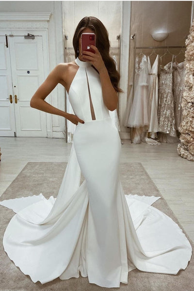 high-collar-simple-bride-dress-with-long-train