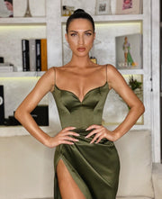 high-leg-slit-prom-dresses-with-sweetheart-neckline
