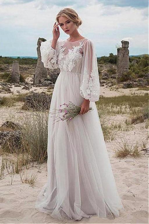lantern-sleeves-boho-bride-dress-lace-tulle-beach-weddings-2