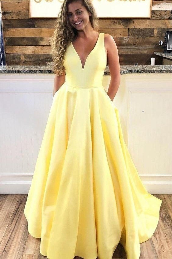 long-satin-yellow-dress-prom-with-v-neckline-vestido-de-baile