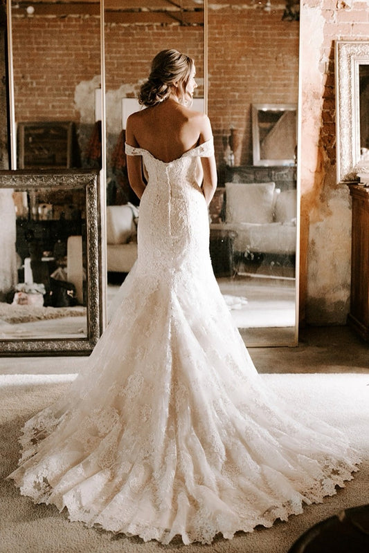 off-the-shoulder-lace-off-the-shoulder-bridal-dress-wedding-2020