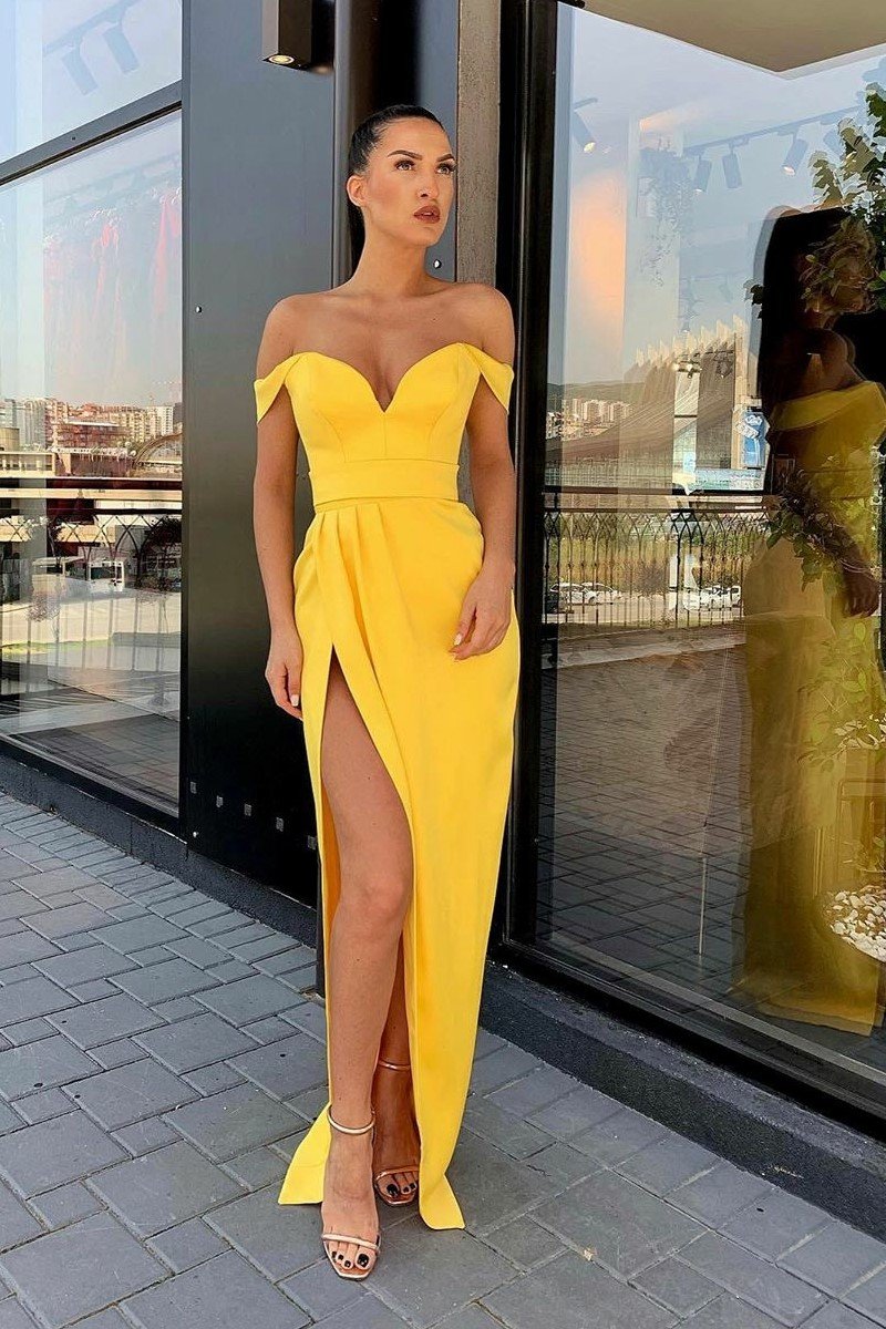off-the-shoulder-satin-yellow-prom-dresses-with-leg-slit