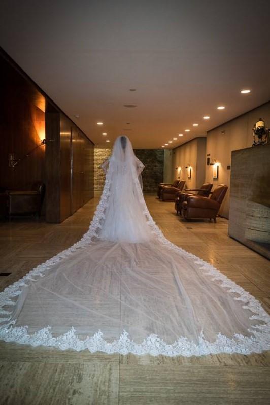 one-layer-long-wedding-veil-with-lace-edge-1