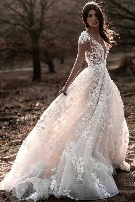 open-back-tulle-floral-bridal-dresses-with-v-neckline-2