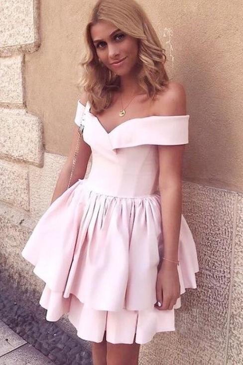 pink-satin-homecoming-dress-short-tiered-skirt-vestido-de-formatura