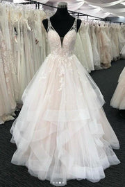 plunging-v-neckline-wedding-dresses-with-horsehair-trim-2