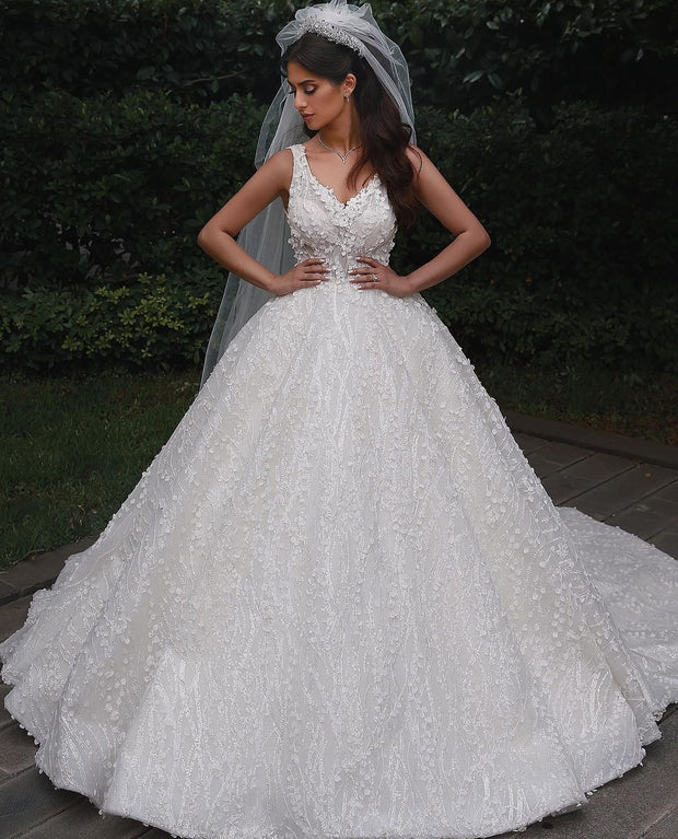 princess-lace-floral-wedding-dresses-with-v-neckline-2