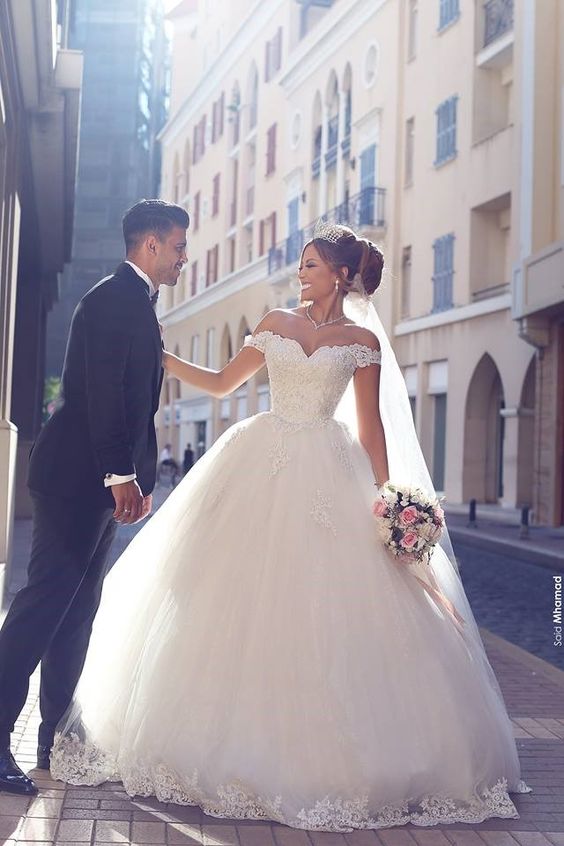 Princess Off-the-shoulder Lace Wedding Gown with Tulle Skirt