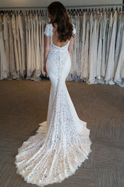 retro-lace-mermaid-wedding-dresses-with-tapered-train-1