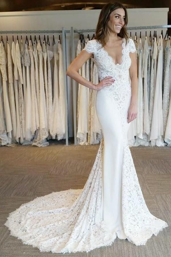 retro-lace-mermaid-wedding-dresses-with-tapered-train