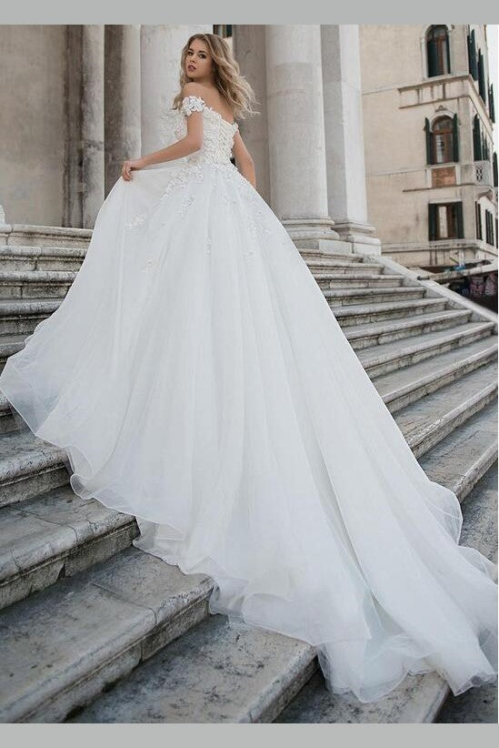 romantic-lace-off-the-shoulder-bridal-gown-with-tulle-train-1