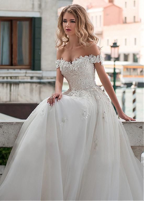 romantic-lace-off-the-shoulder-bridal-gown-with-tulle-train-2