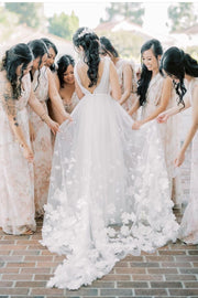 Romantic Tulle Flower Bridal Gown with V-neckline