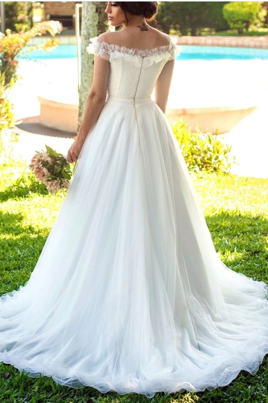 romantic-tulle-lace-birdal-gown-with-sheer-neckline-1