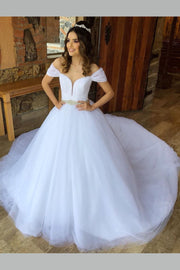 romantic-white-tulle-bridal-gown-off-the-shoulder