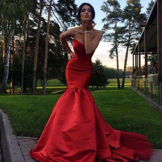satin-strapless-red-mermaid-dress-for-prom-with-open-back-2