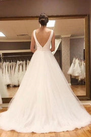 satin-v-neckline-ivory-boho-wedding-dresses-with-tulle-skirt-1